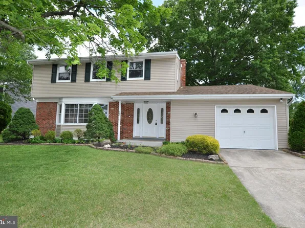 128 Haines Rd, Mount Laurel, NJ 08054