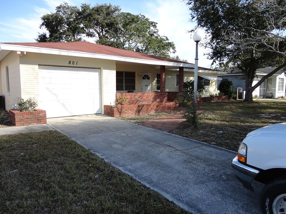 2nd image of 801 55th Ave S