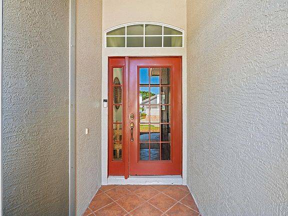 2nd image of 8831 Huntington Pointe Dr