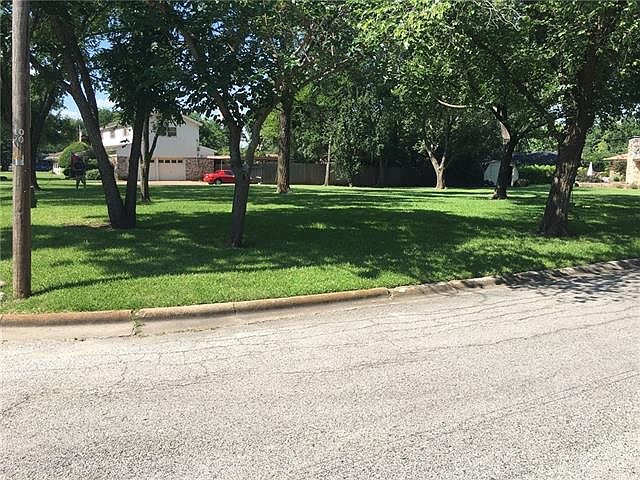 2nd image of 3425 Jonette Dr