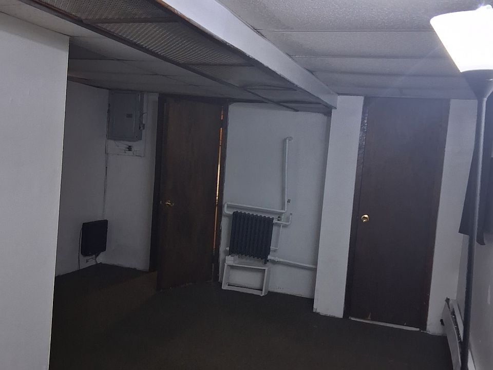 2nd image of 17141 105th Ave