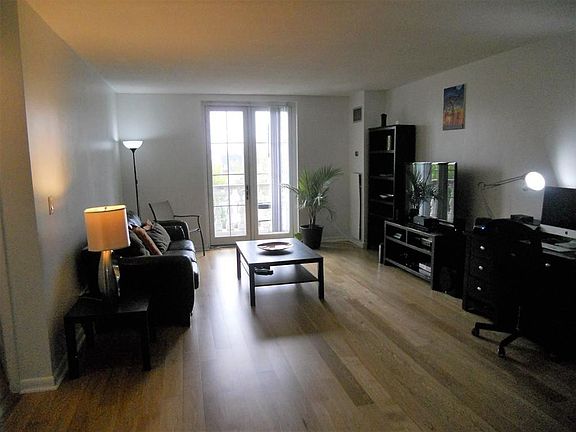 5th image of 100 Marina Dr APT 303