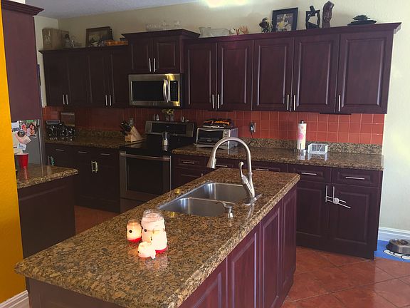 2nd image of 804 SW 7th Ave #804