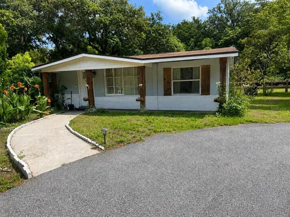 3810 Autumn Palm Dr, Zephyrhills, FL 33541