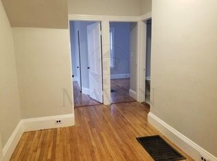 129 Elm St #1, Somerville, MA 02144