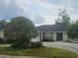 9052 Warwickshire Rd, Jacksonville, FL 32257