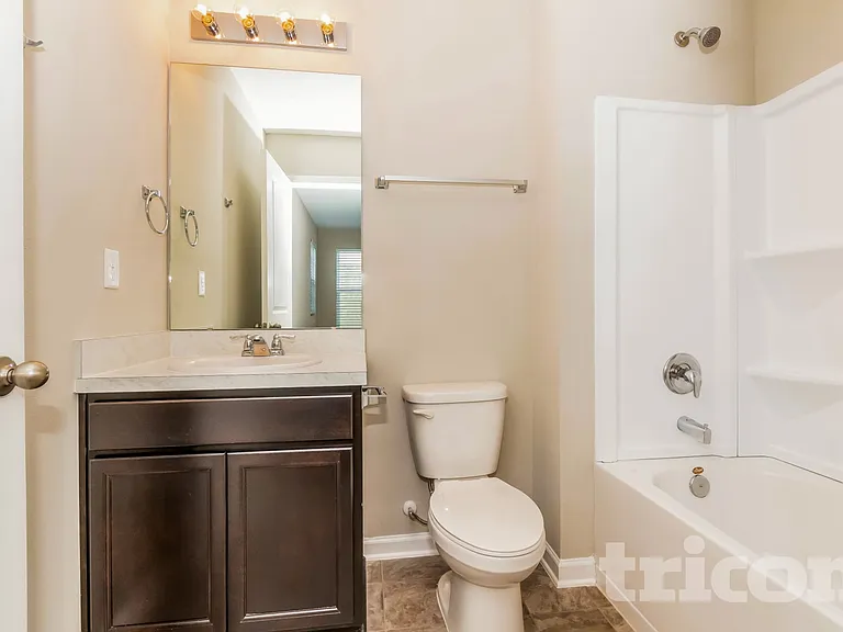 1610 Liberty Tree Pl — Photo 12