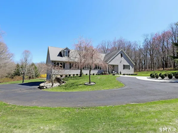 15 Dayton Road, Redding, CT 06896