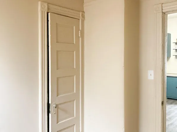 2965 N Richards St, Milwaukee, WI 53212