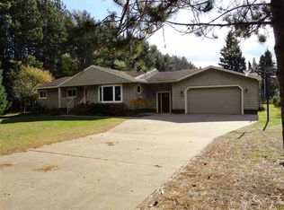 124 Ford Rd, Marquette, MI 49855