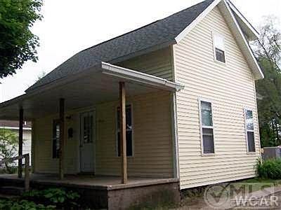 3rd image of 1021 Rose Ave