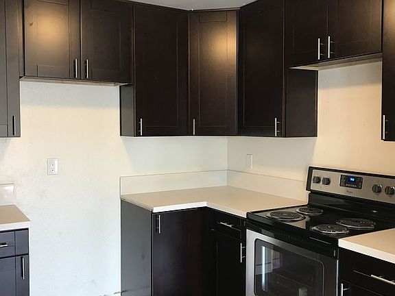 2nd image of 384 Pala Vista Dr APT 03