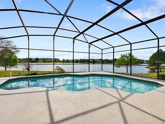 4th image of 13523 Bluewater Cir
