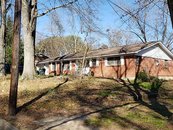 2nd image of 2206 Suanne Dr
