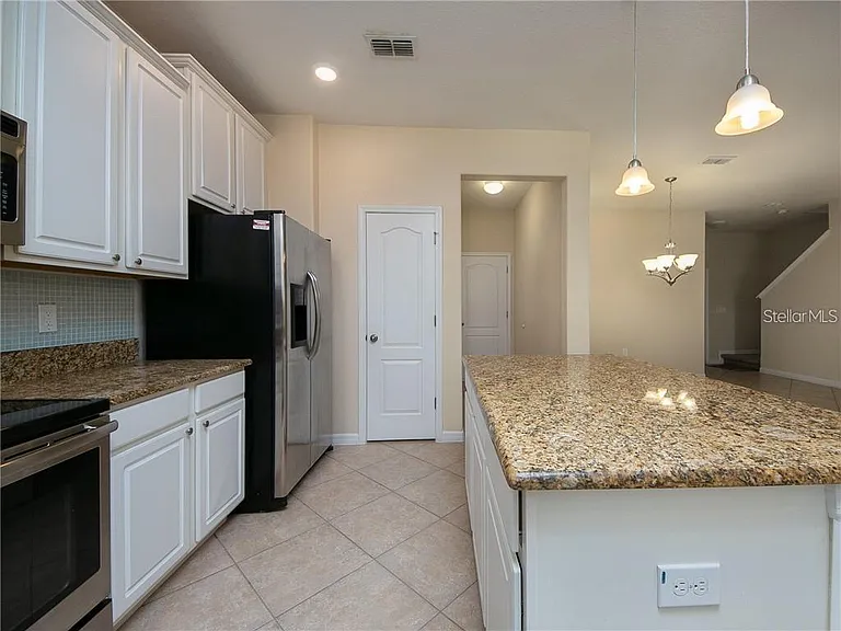 3439 Rodrick Cir — Photo 7