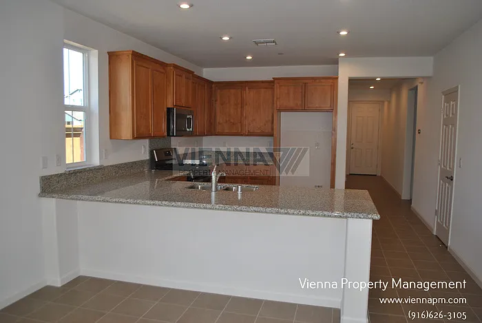 101 Chesapeake Ct — Photo 9