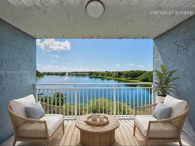 9351 Fontainebleau Blvd #B415 — Photo 4