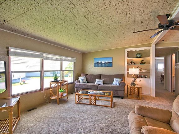 5th image of 1101 42nd Avenue Dr E