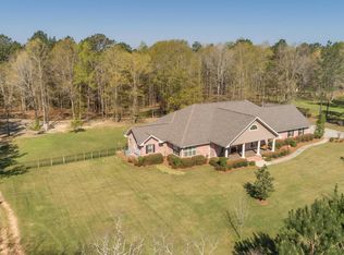 94 Woodlands Trce, Hattiesburg, MS 39402