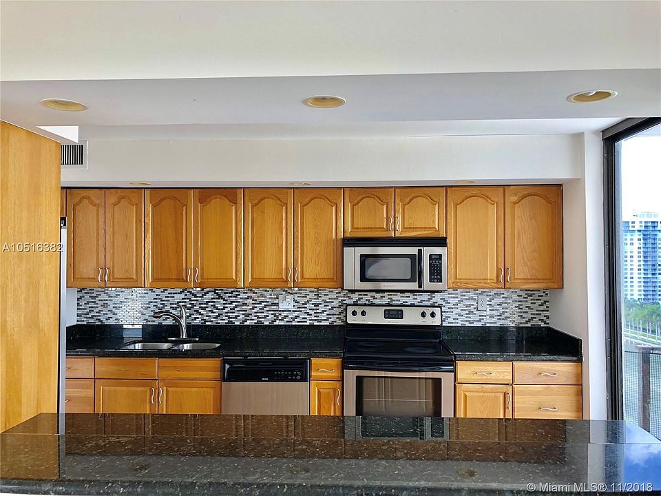 1st image of 18151 NE 31st Ct APT 1502