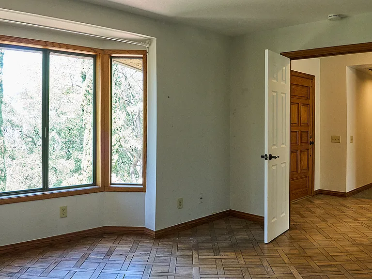 397 Loftyhill Dr — Photo 20