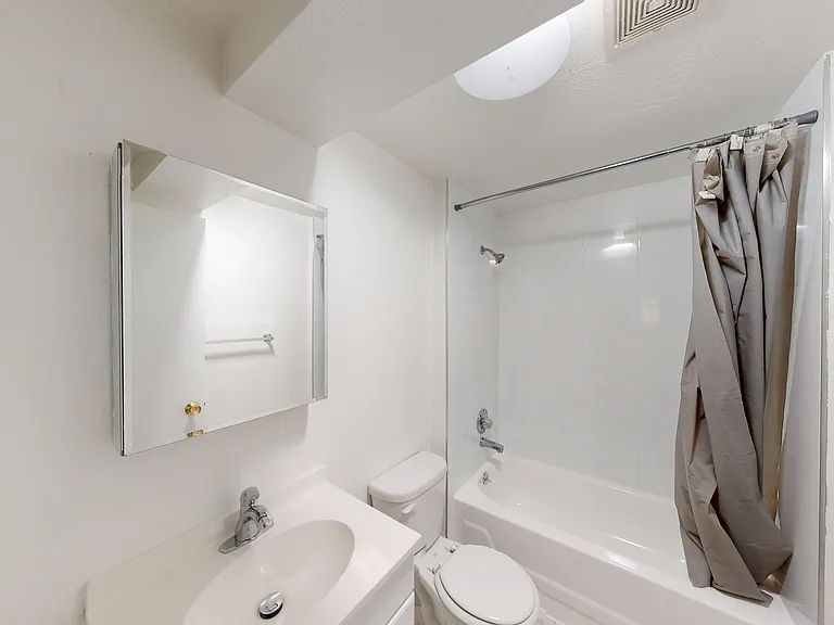 980 Bush St #110 — Photo 5
