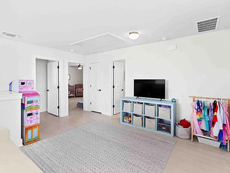7910 Ella Lee Ln — Photo 24