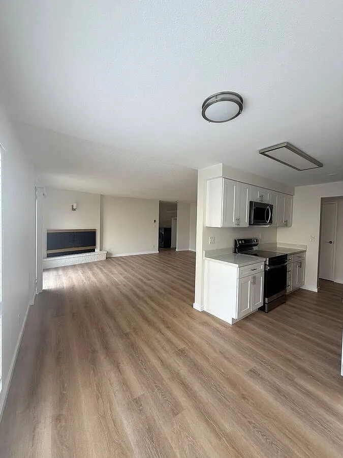Floor plan 106