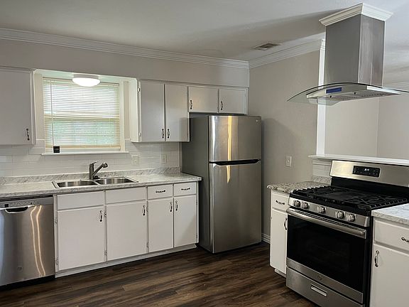 3rd image of 501 Sparks St