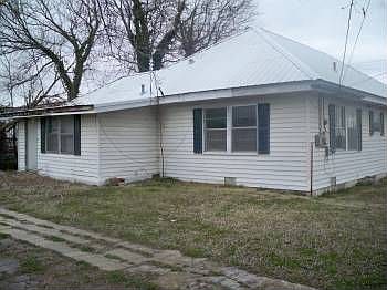 2nd image of 228 W 1st St
