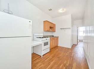 687 Park Ave #3B, Brooklyn, NY 11206