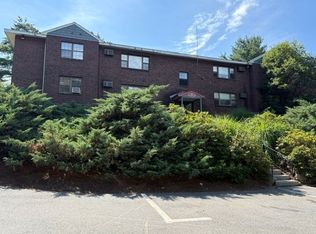 32 Spencer Rd APT 24M, Boxboro, MA 01719