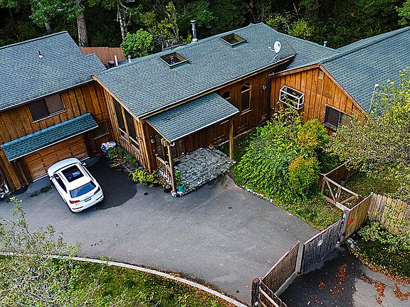 3rd image of 3615 Greenwood Heights Dr