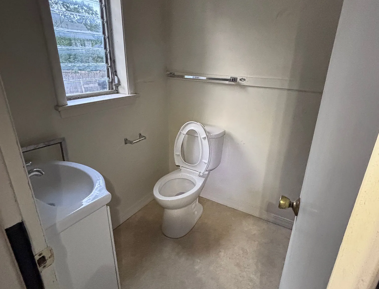 614 West Church Street - 5 — Photo 4