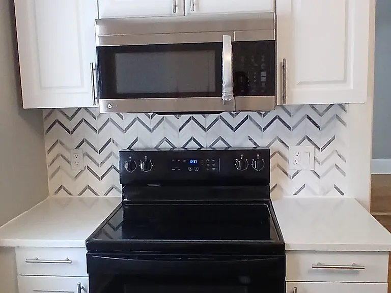 4210 Robert Ave #DOWNSTAIRS — Photo 13
