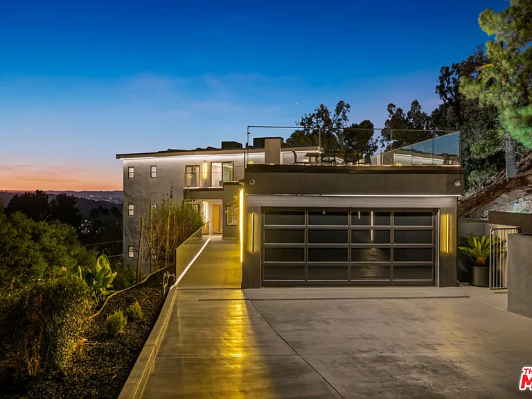 7966 Mulholland Dr — Photo 4