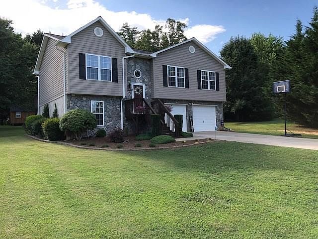 1st image of 3909 Leah Belle Ln