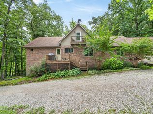 1086 Pearl Hinds Rd, Jamestown, TN 38556