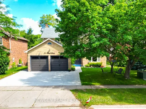 31 Stock Ct, Cambridge, ON N3C 3R4