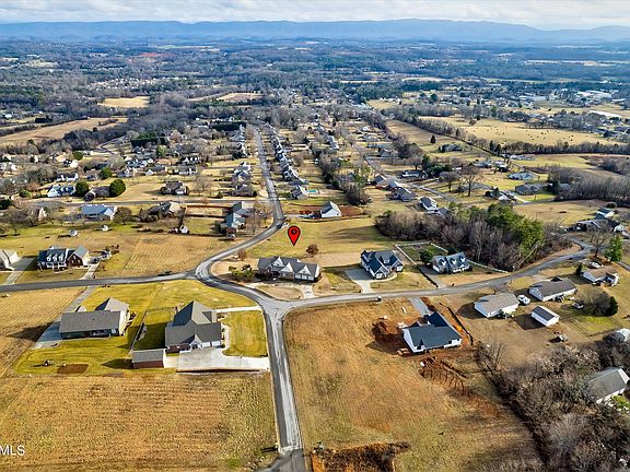 3rd image of 1133 Summerfield Dr
