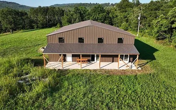 4th image of this home