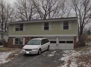 5645 N Tullis Ave, Kansas City, MO 64119