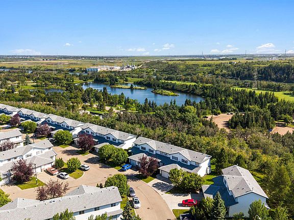 2nd image of 450 Hyndman Cres NW #3