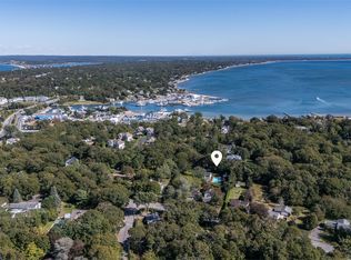 190A Wakeman Rd, Hampton Bays, NY 11946