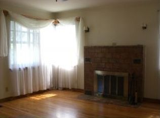 2703 Hall St, Endwell, NY 13760