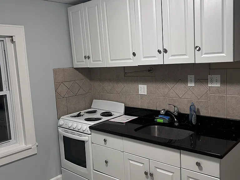 2411 S Albert St #1 — Photo 13
