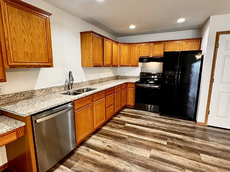 19 Holly Dr #A — Photo 5