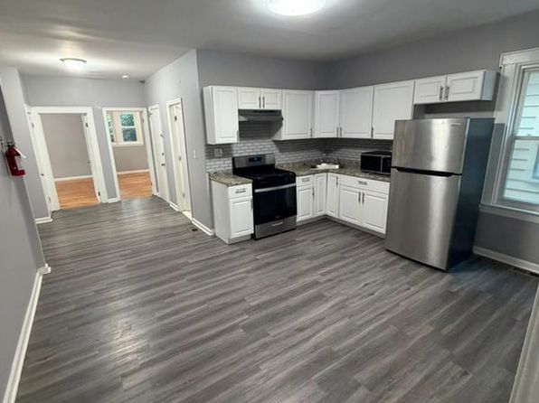 17 Poe Ave Floor 2