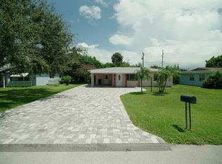 1446 6th Ct, Vero Beach, FL 32960