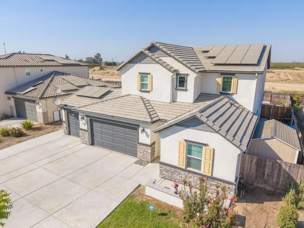 763 Howard St, Kingsburg, CA 93631